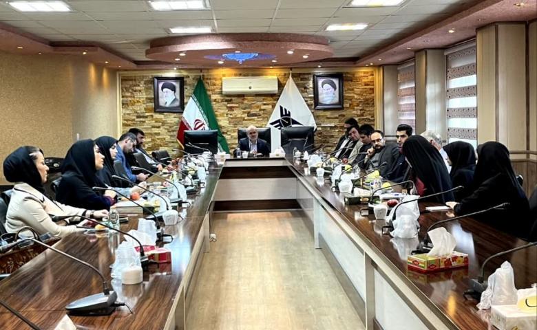  نشست صمیمانه نخبگان حقوقی 